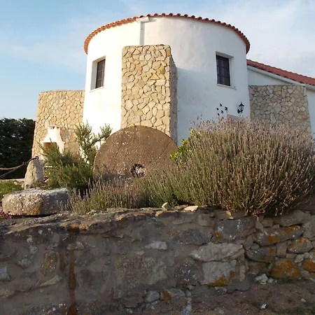 Casa Moinho Do Oeste - West Windmill Portugal بيت للعطل